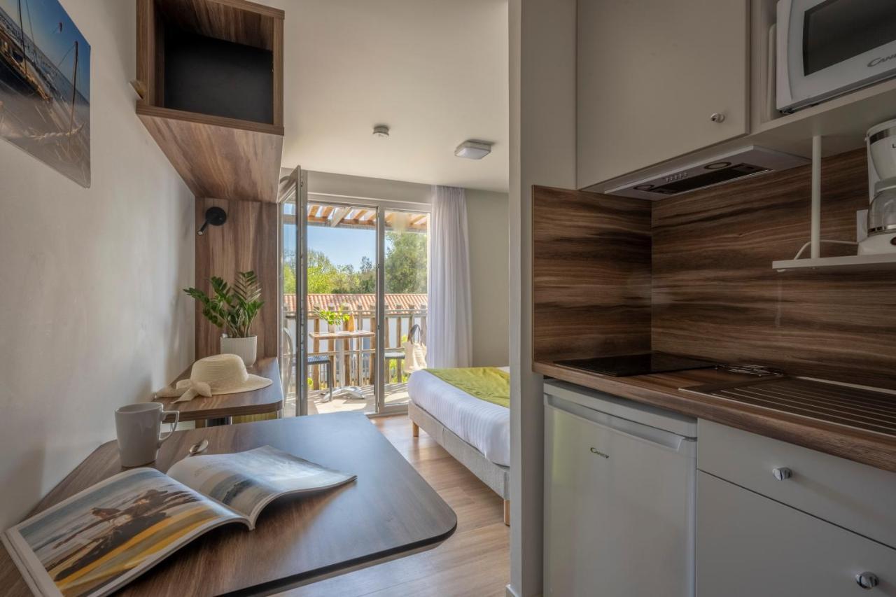 Athome Residence Et Spa La Rochelle  Ngoại thất bức ảnh